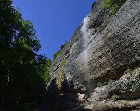 Chute d'eau de Vitznau WasserfallWaterfallChute d'eau