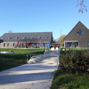 Kirche und Cafédrale auf Scheid