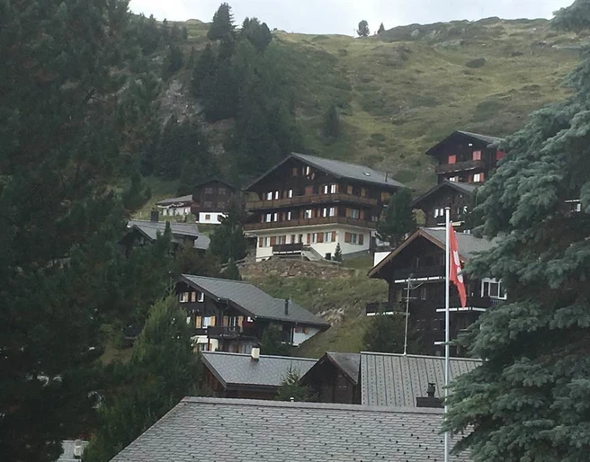 Aussenansicht_Sommer