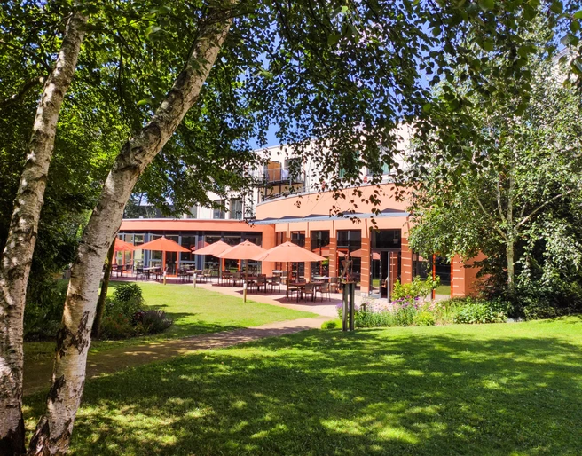 HEIDE SPA_Hotel_Terrasse_Hans_Stelter.jpg