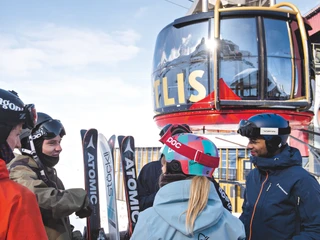 Titlis Engelberg Skifahren Skifahrer auf dem TitlisSkiers on the TitlisSkieurs sur le Titlis