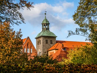 Das Kloster Walsrode lässt sich bei der Tour auf dem Leine Heide Radweg besuchen Walsrode ist eine Station auf dem Leine Heide Radweg