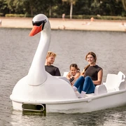 Tankumsee Tretboot.jpg Tretboote am Tankumsee