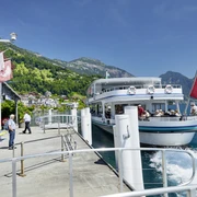 Motorboat in Weggis Motorschiff an der Schiffstation WeggisMotorboat at the Weggis boat stationBateau à moteur à l'embarcadère de Weggis