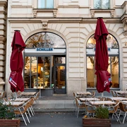 Schiller Restaurant und Café Außenansicht – Gastronomien in Leipzig Das Schiller Restaurant und Café liegt direkt am Schillerpark, Gastronomie