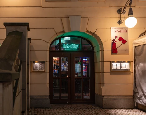 Tonelli's Bar und Musikkneipe Eingangsbereich Außenansicht – Gastronomien in Leipzig Die Musikkneipe Tonelli's befindet sich im Städtischen Kaufhaus der Leipziger Innenstadt, Gastronomie