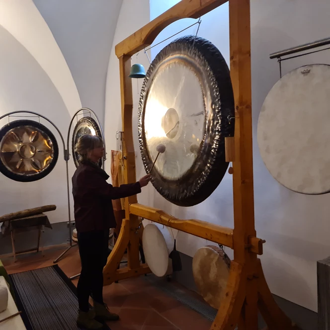 Gong im Kellergewölbe Delitzsch