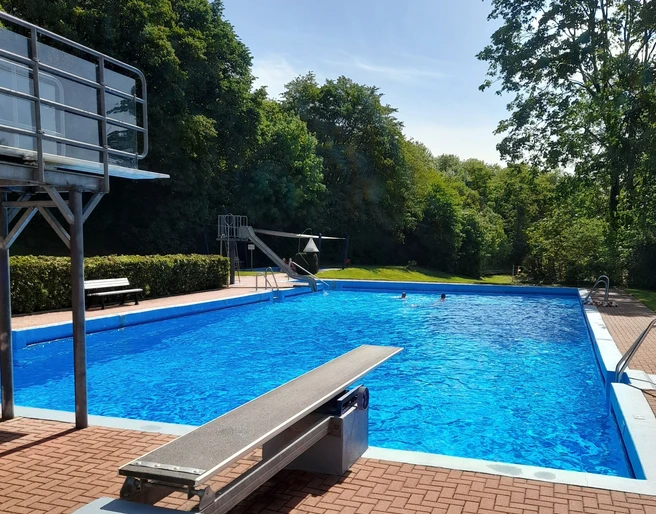 Naumburg Freibad Heimarshausen