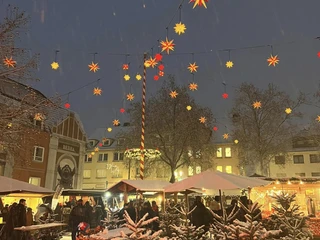Adventsmarkt unterm Sternenhimmel