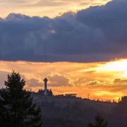 Blick auf den Ettelsberg bei Sonnenuntergang