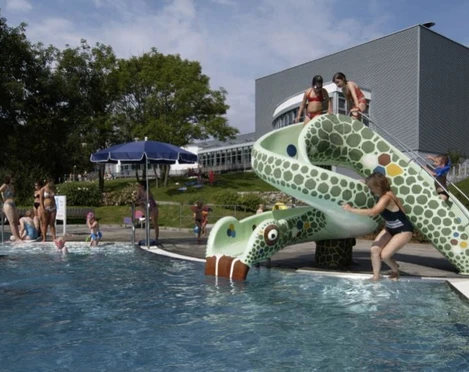 Wiesenbad Hallen- und Freibad Eschborn