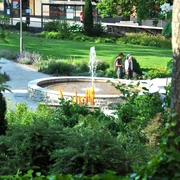 Brunnen im Schulgarten Foto KKK
