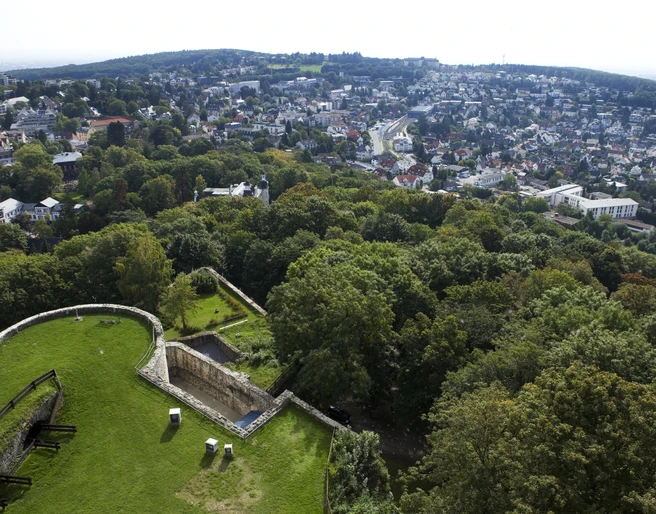 Blick auf Königstein vom Bergfried der Burgruine