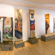 Reiner Harscher präsentiert Fotokunst auf Holz