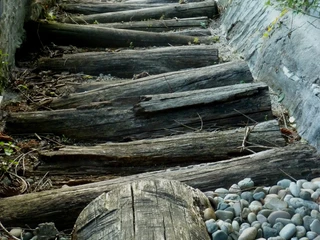 Schwellen-Kies-Parcour