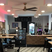 Gastraum und Theke La Baguette