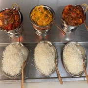 Karahi Paneer, Navratan Korma & karahi Chicken mit Reis