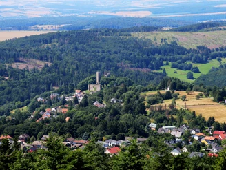Blick auf Burg Oberreifenberg