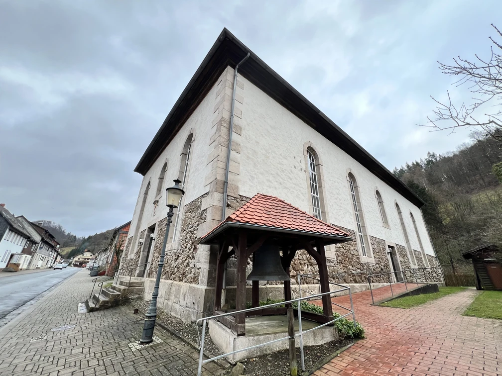 Kirche Wieda seitlich