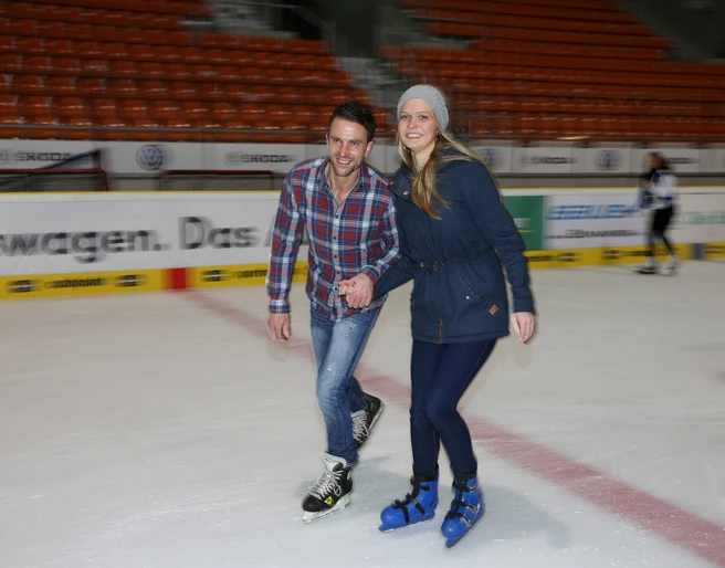 Eislaufen in der EisArena Wolfsburg