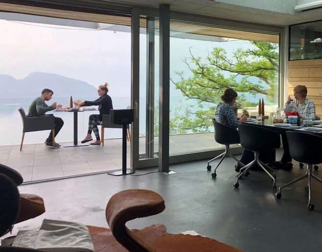 Högerli B&B Högerli B&B - AufenthaltsraumHögerli B&B - LoungeHögerli B&B - Salle de séjour