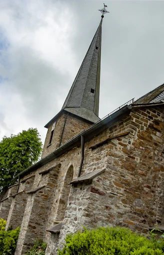 Kirche St. Dionysius