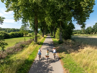 von Hamburg nach Rügen_sH-Tourismus_MOCANOX.jpg von Hamburg nach Rügen