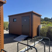 barrierefreie Toilette am Hörnumer Leuchtturm