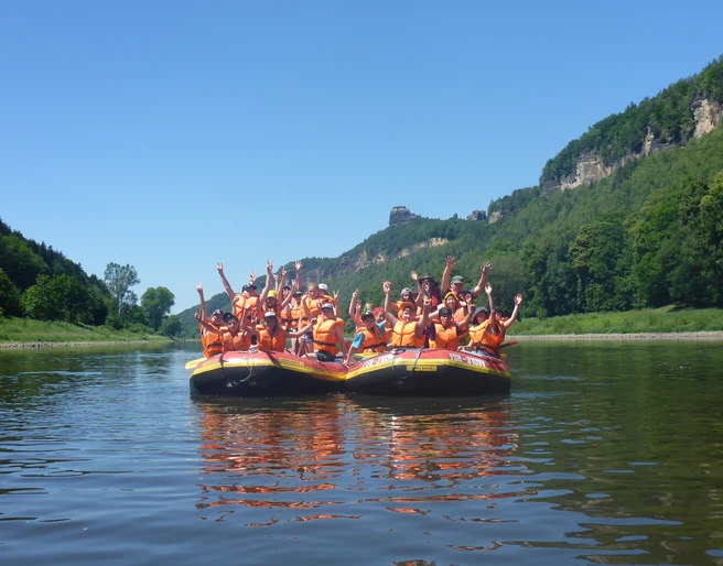 Schlauchboottour auf der Elbe