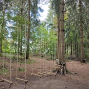 Laag touwenparcours in Hahnenklee Niederseilgarten in HahnenkleeLow ropes course in HahnenkleeLaag touwenparcours in HahnenkleeLavt rebkursus i Hahnenklee