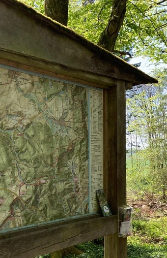 Wanderparkplatz am Hörmuseum | Lichtenau-Blankenrode Wanderparkplatz am Hörmuseum | Lichtenau-Blankenrode
