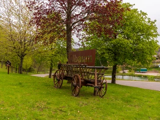 Albaum Ortseingang