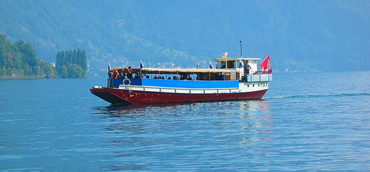 Cargo boat Max Nauen MaxCargo boat MaxBateau de transport Max