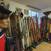 Wintersport- und Heimatmuseum Bad Sachsa - Skier in der Ausstellung Wintersport- und Heimatmuseum Bad Sachsa - Skier in der Ausstellung