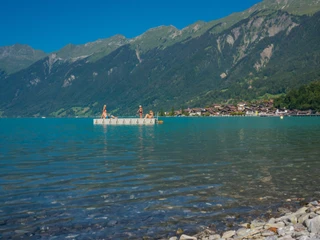 strandbad-brienz-floss-familie-brienzersee.jpg
