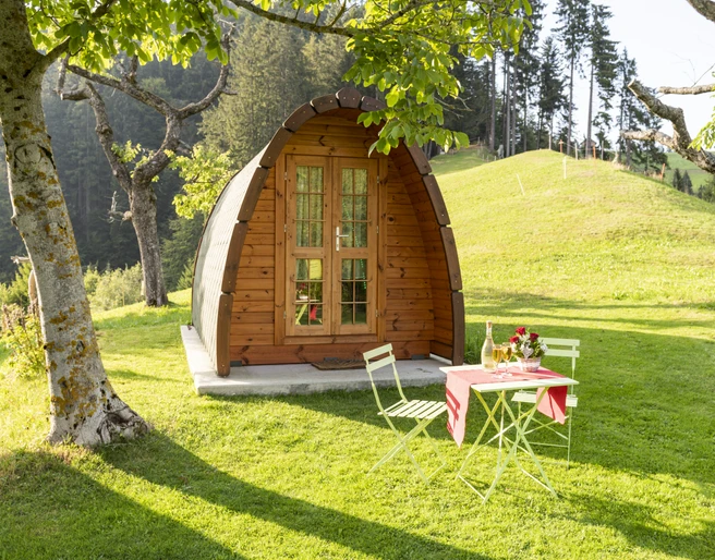 Übernachten im Holz-Iglu, auch das geht auf der Schwesteregg