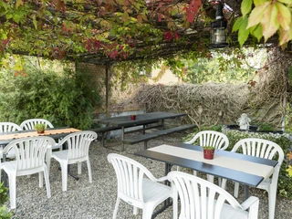Besonders beliebt an heissen Sommertagen - Ein schattiges Plätzen in der Pergola