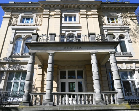 Die Villa_ im Museumsquartier MQ4 Osnabrück Die Villa_ im Museumsquartier MQ4 OsnabrückThe Villa_ in the Museumsquartier MQ4 OsnabrückDe Villa_ in het Museumsquartier MQ4 Osnabrück