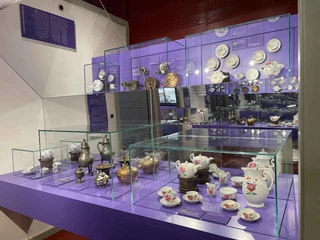 Teekultur im Spiegelkabinett