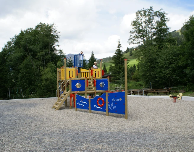 Spielplatz Hallenbad