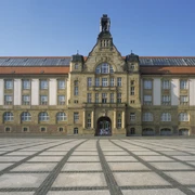 KSC_Kunstsammlungen am Theaterplatz_ Chemnitz_Foto PUNCTUM Bertram Kober.jpg