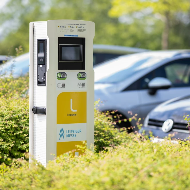 Leipziger Messe setzt auf nachhaltige Mobilität mit Ladesäulen für E-Fahrzeuge für Ihre Tagung & Konferenz in Leipzig