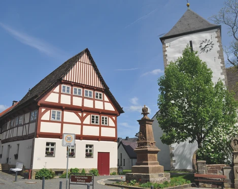 Bad Driburg_Dringenberg_Historische-Rathaus_Bad Driburger Touristik.JPG Historisches Rathaus in Dringenberg.