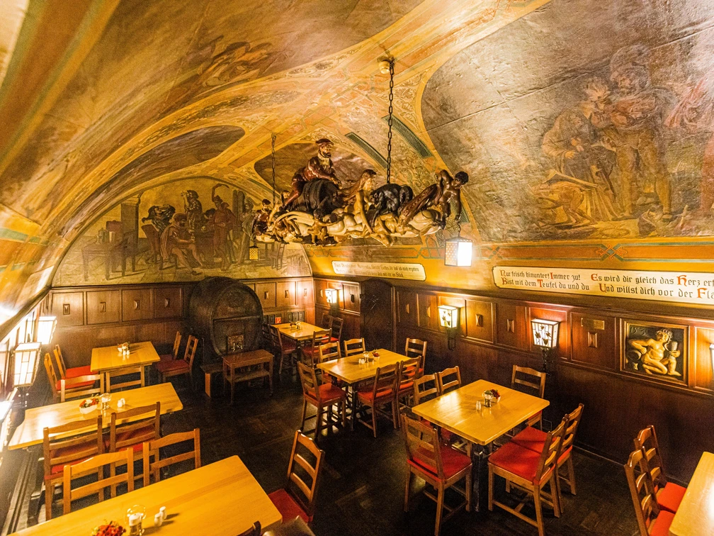 auerbachs-keller-leipzig-restaurant-historischer-fasskeller-gastronomie-kulinarik-c-philipp-kirschner-leipzig-travel.jpg
