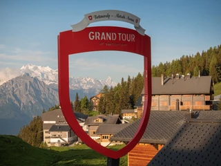 grand-tour-of-switzerland-bettmeralp-sommer-aletsch-arena-nico-brenner-02.jpg