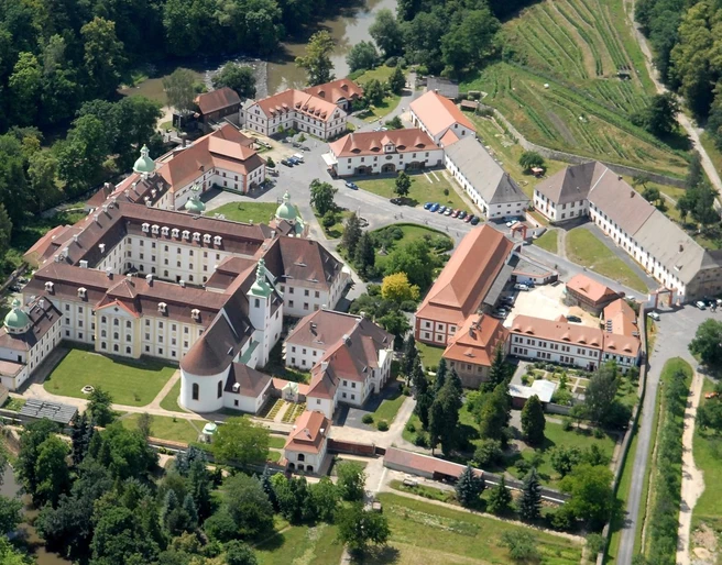 Kloster Gesamt