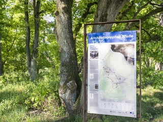 Archeologisch pad Stelle Archäologiepfad StelleStelle archaeological trailSentier archéologique de StelleArcheologisch pad StelleStelle arkæologisk spor