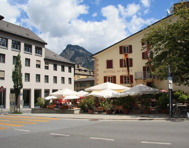 hotel_du_pont_aussenansicht (2)