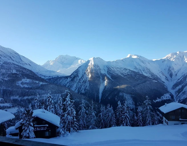 Aussicht Chalet Rhodan (Simplon)