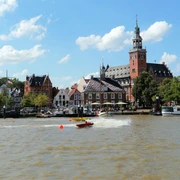 Leer - Hafen bei Tag.jpg